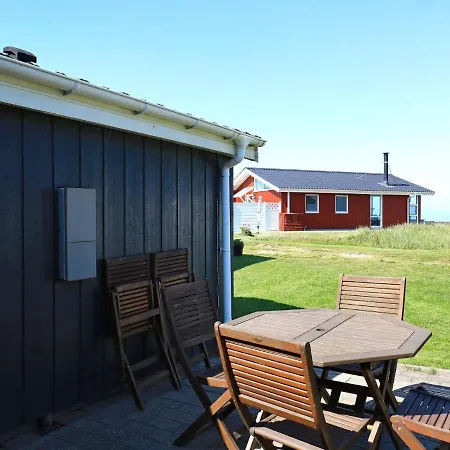 6 Person Holiday In Hj Rring Holiday home
